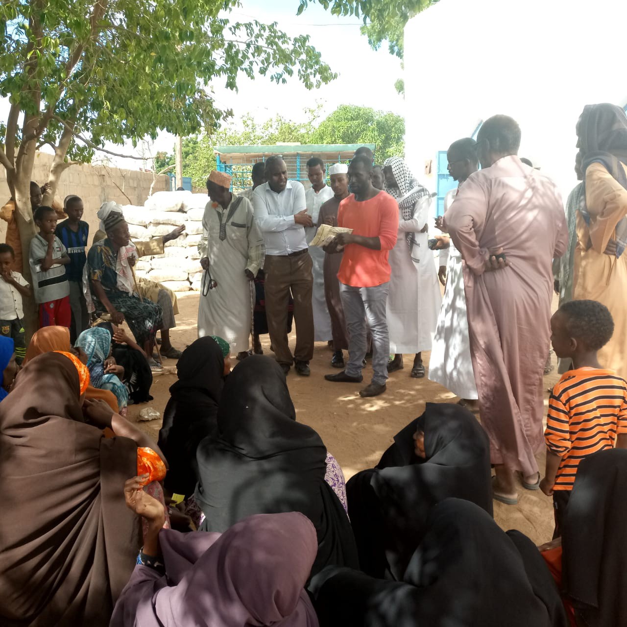 Receiving meals in Garissa